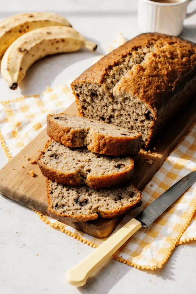 Old-Fashioned Banana Bread with Crunchy Walnuts