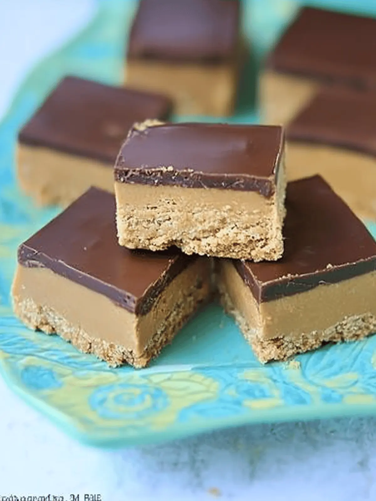 Reese’s Peanut Butter Bars {No Bake!}
