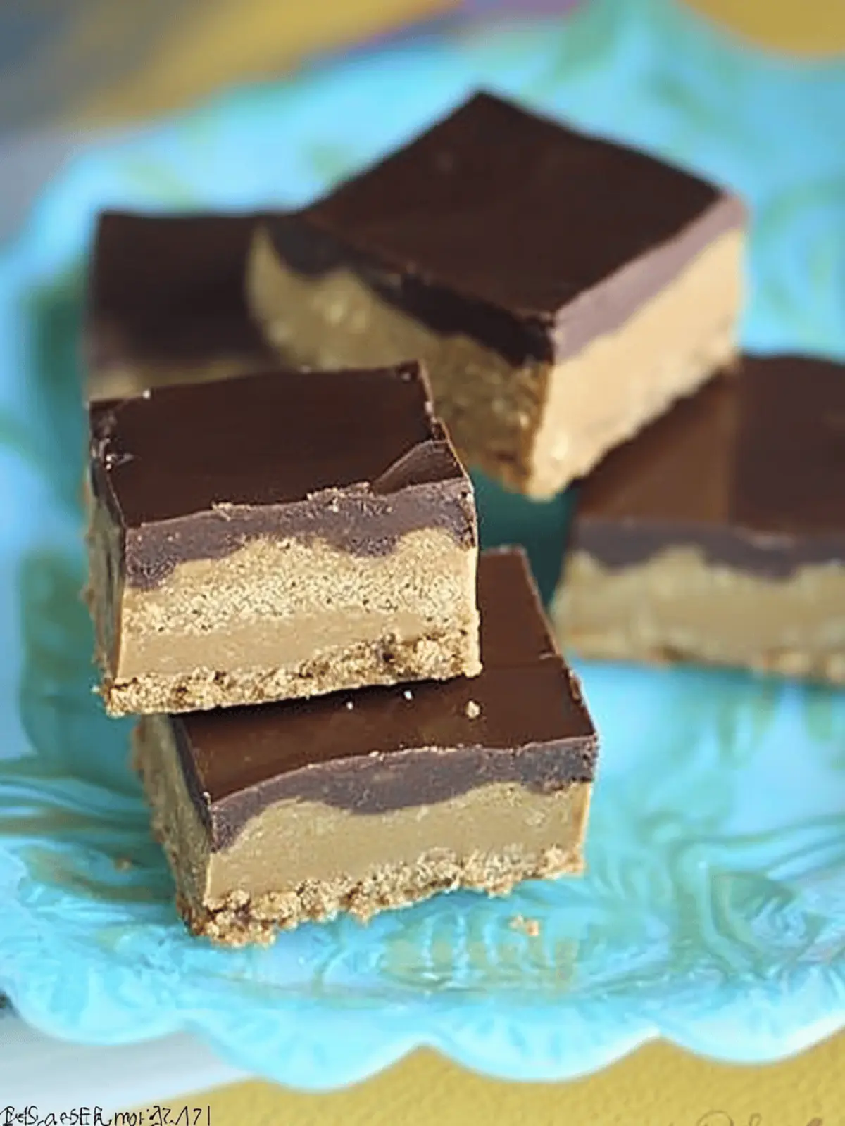 Reese’s Peanut Butter Bars {No Bake!}