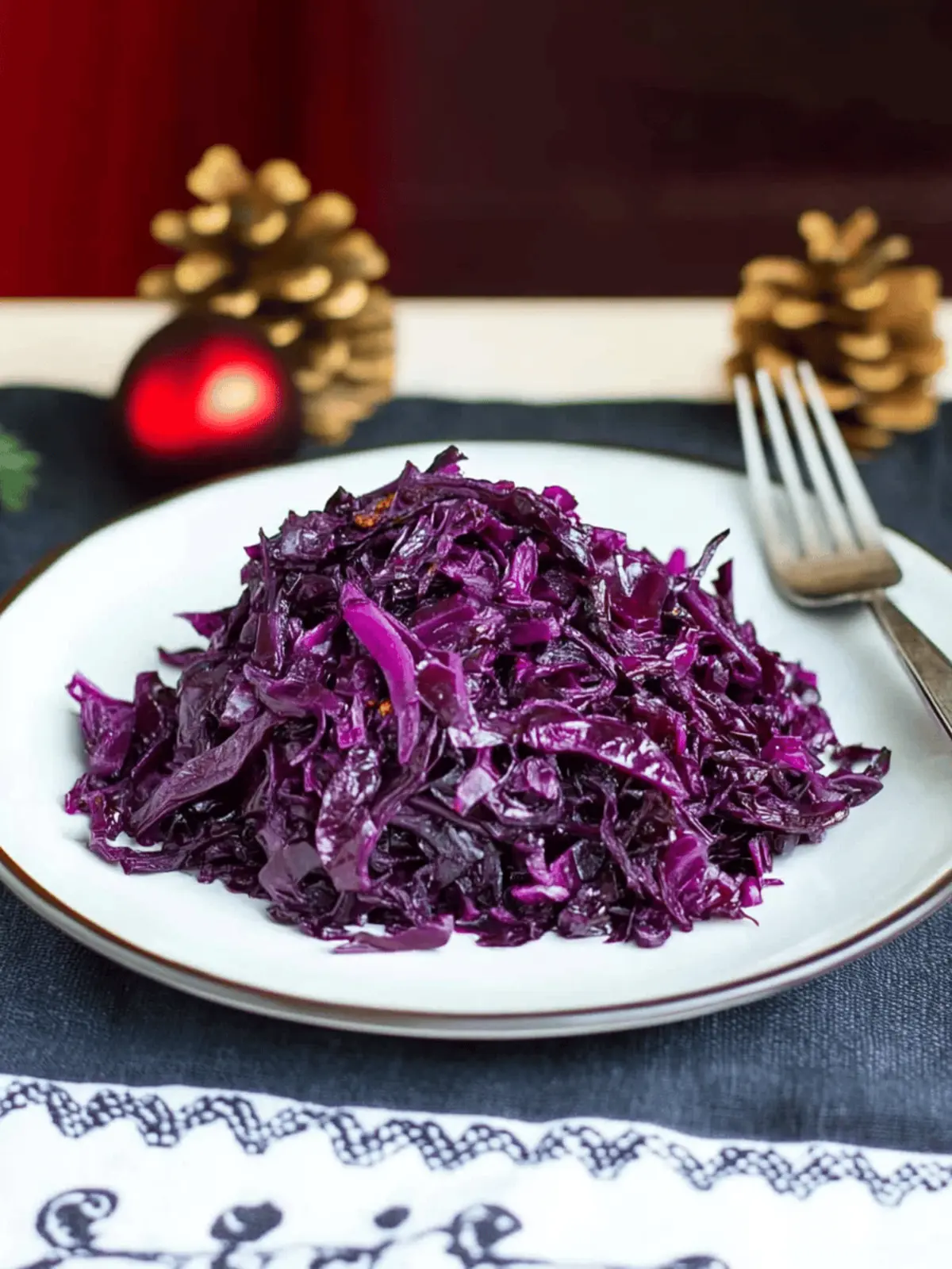Spiced Red Cabbage (Christmas Dinners and Sunday Roasts)