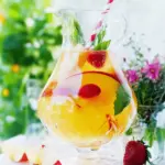 Refreshing White Summer Sangria for Effortless Summer Fun 10 White summer sangria