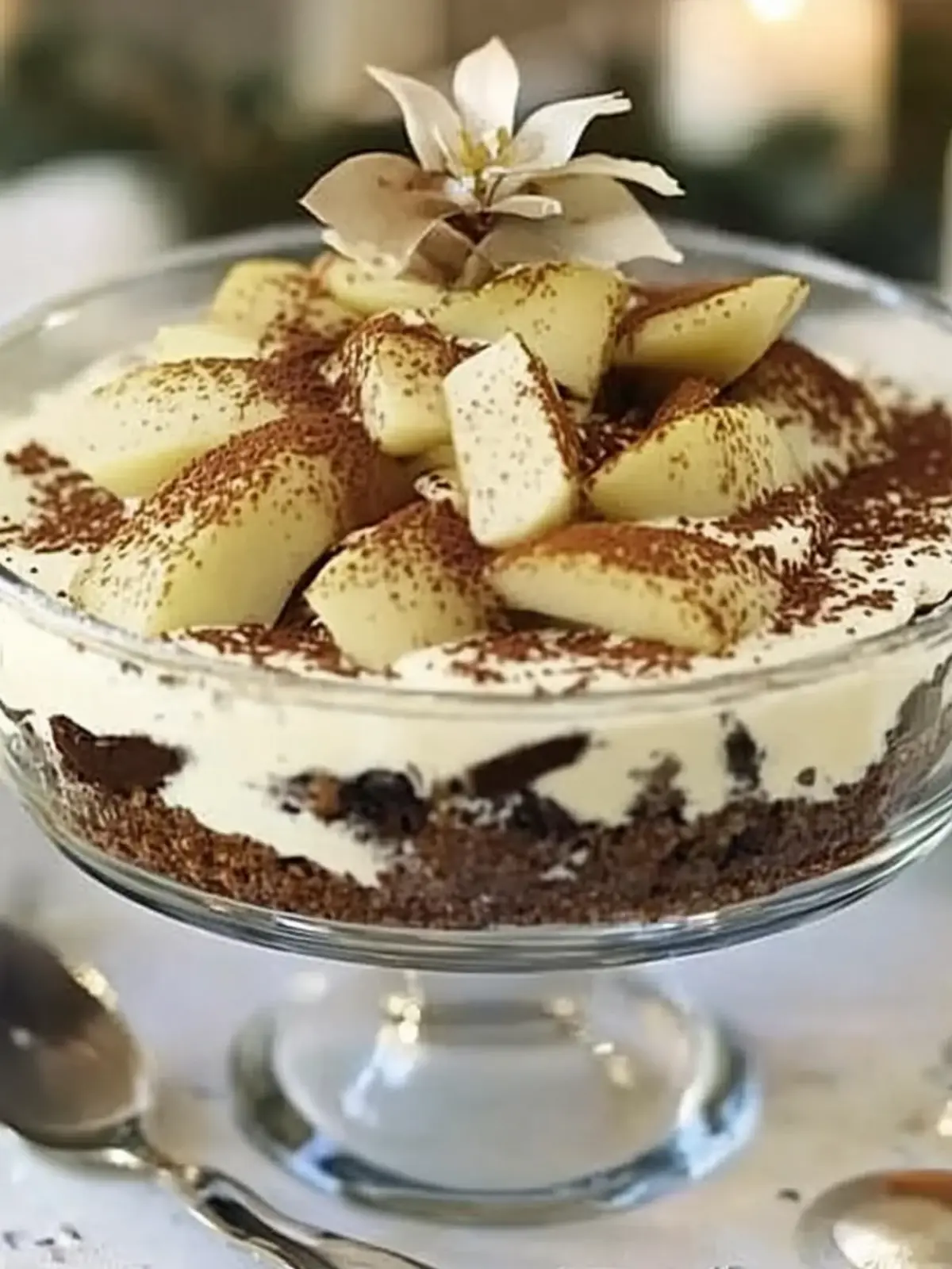 Indulge in Christmas Pear & Chocolate Tiramisu Trifle Bliss 3 Christmas pear & chocolate tiramisu trifle
