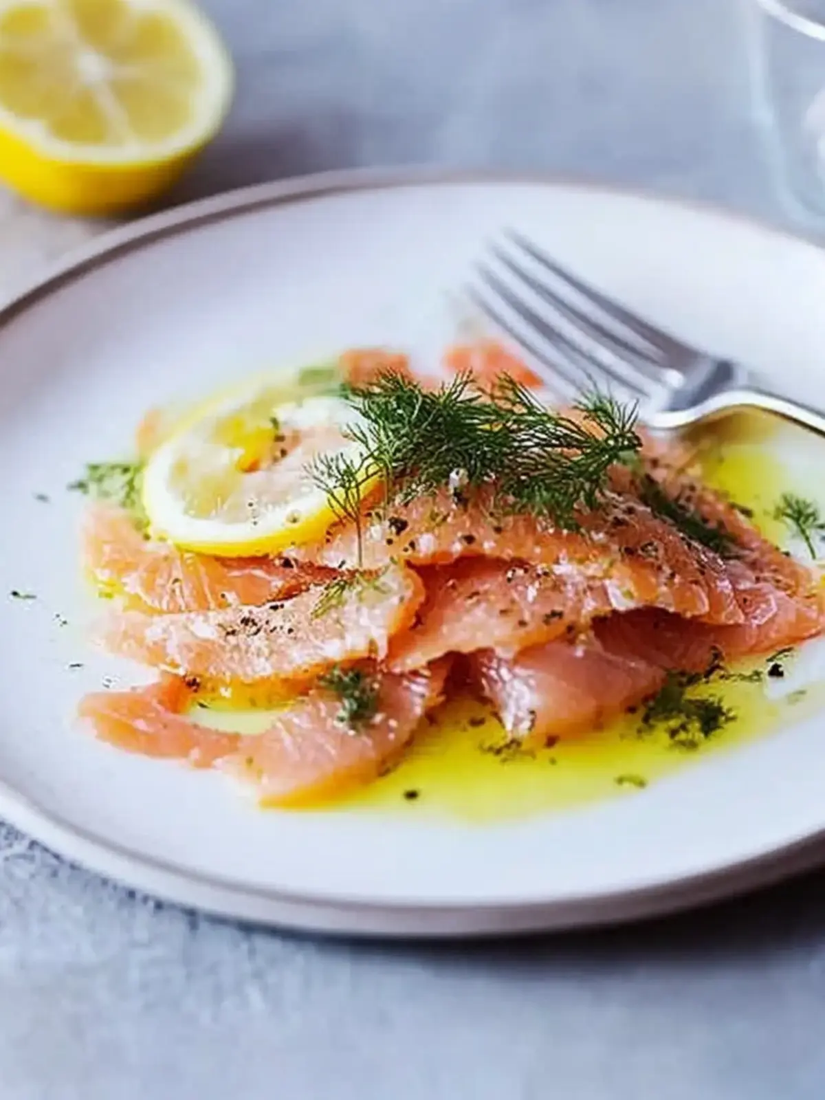 Quick Lemon Gravadlax – Zesty Cured Salmon in 30 Minutes 4 Quick lemon gravadlax