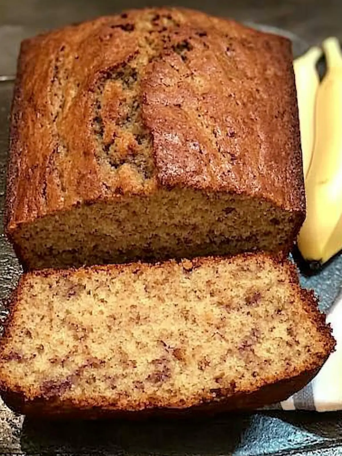 Moist Banana Bread with Oil – Your No Butter Game Changer 5 Banana Bread with Oil (No Butter Banana Bread)