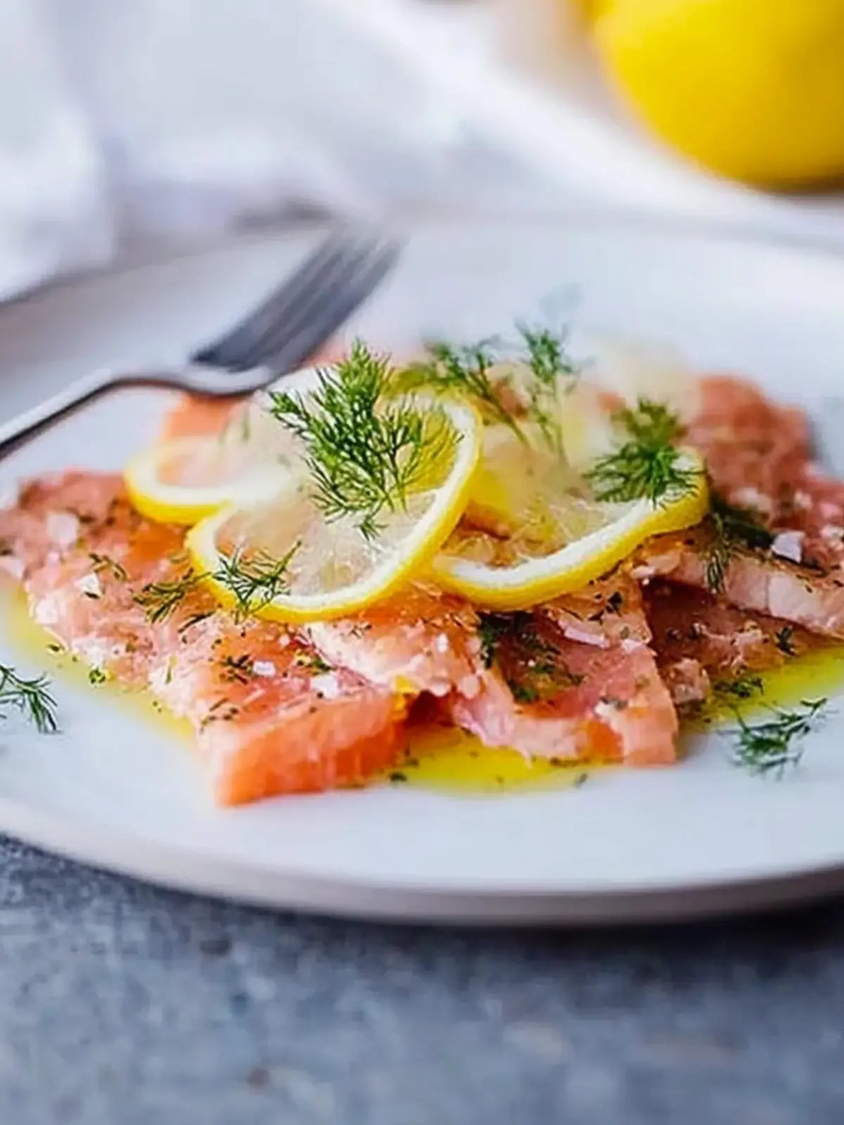 Quick Lemon Gravadlax – Zesty Cured Salmon in 30 Minutes 5 Quick lemon gravadlax