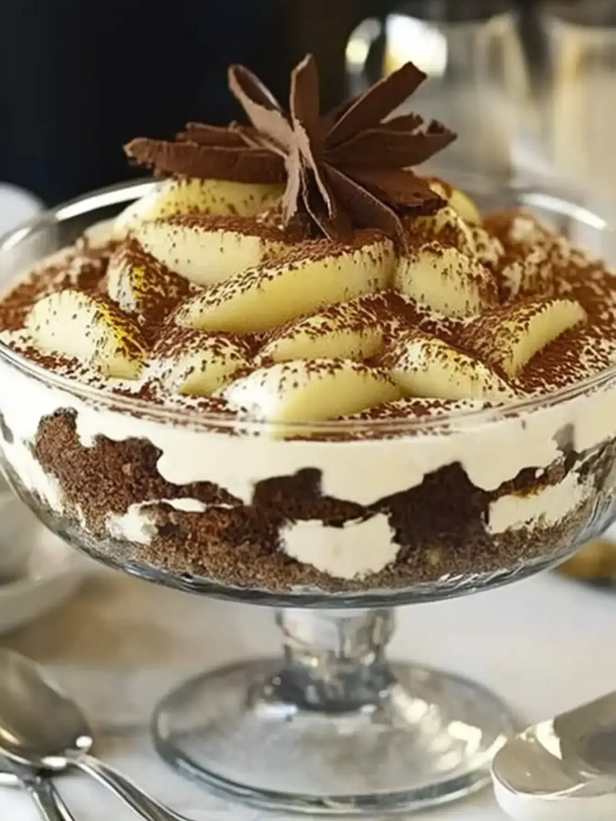 Indulge in Christmas Pear & Chocolate Tiramisu Trifle Bliss 2 Christmas pear & chocolate tiramisu trifle