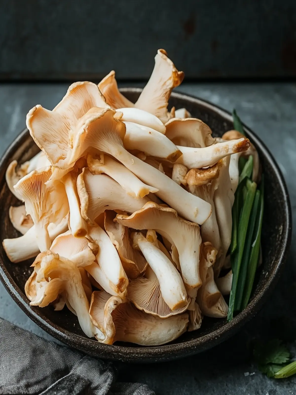 Bang Bang King Oyster Mushrooms: Quick Vegan Flavor Adventure 4 Bang Bang King Oyster Mushrooms: Quick Vegan Flavor Explosion