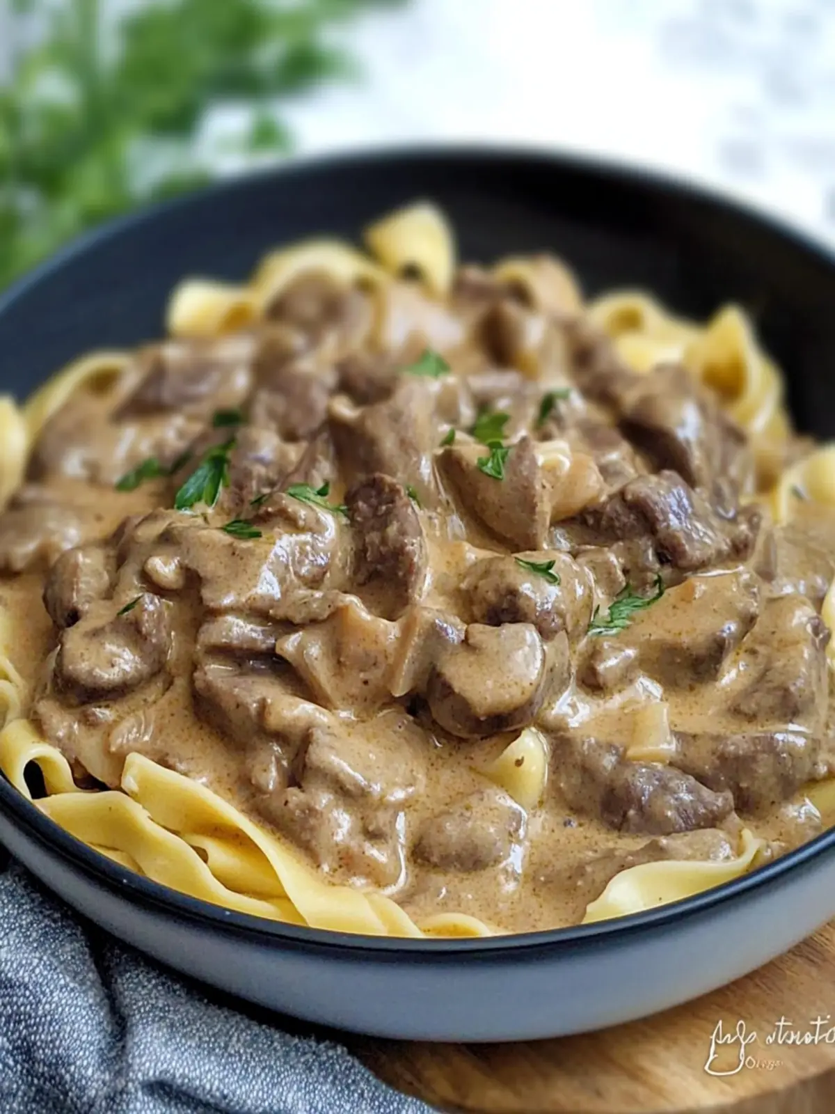 Creamy Russian Beef Stroganoff: Quick Comfort Food Delight 4 Russian Beef Stroganoff